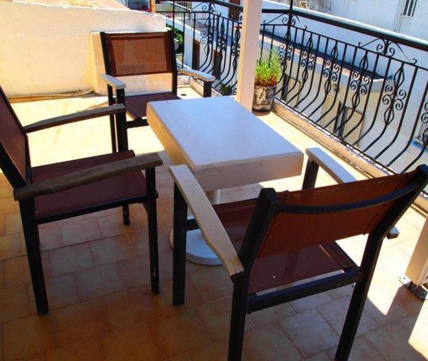 Pension Vasiliki Città di Skiathos Camera foto